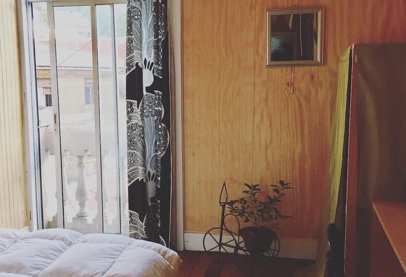 Casa Elias Valpo   Hostel