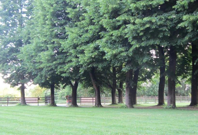 هتل Foresteria La Rubbianetta