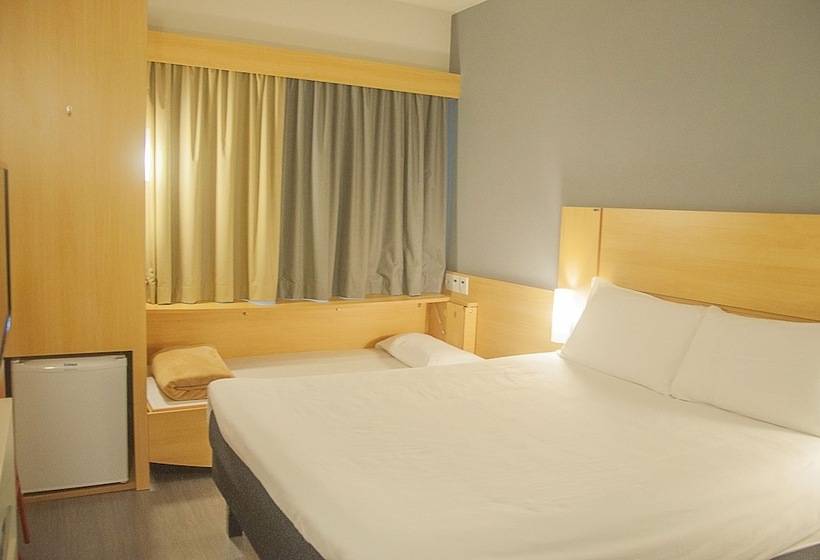 فندق Ibis Montenegro