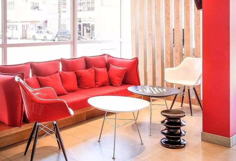 Hotelli Ibis Montenegro