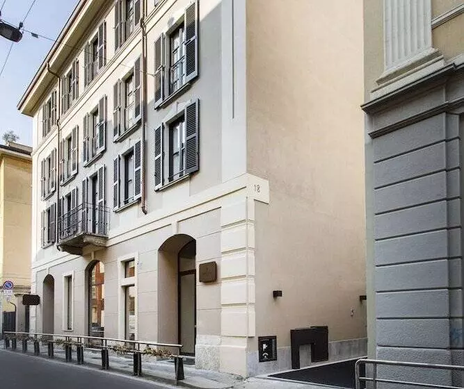 Hotelli Savona 18 Suites