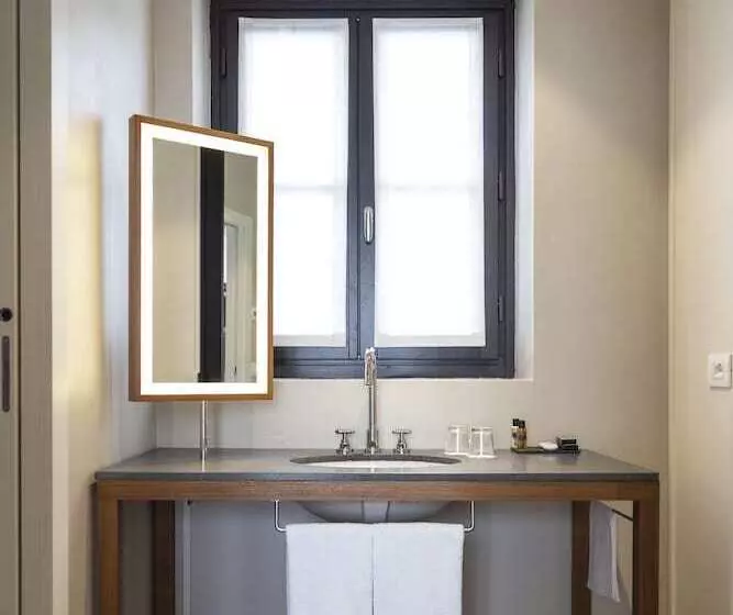 Hotelli Savona 18 Suites