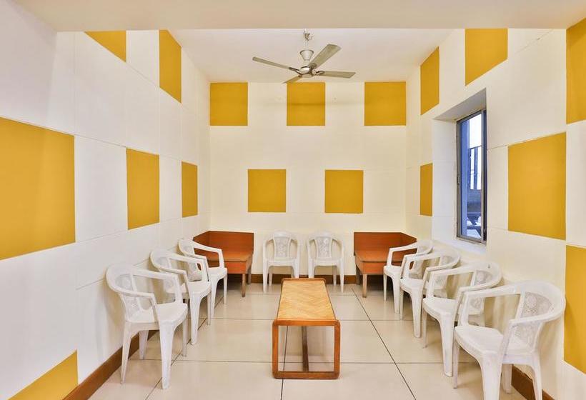 Oyo 13668 Hotel Utsav