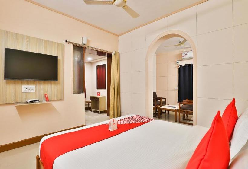 Oyo 13668 Hotel Utsav