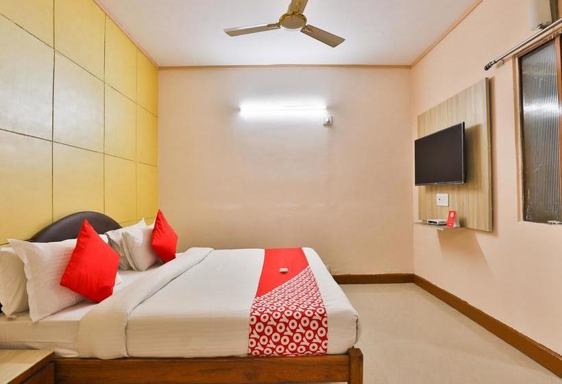 Oyo 13668 Hotel Utsav