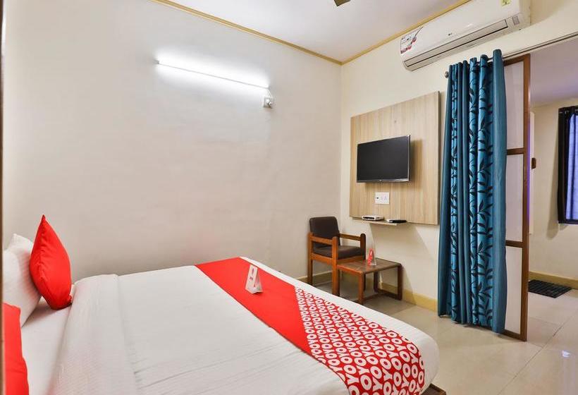 Oyo 13668 Hotel Utsav