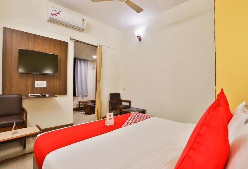 Oyo 13668 Hotel Utsav