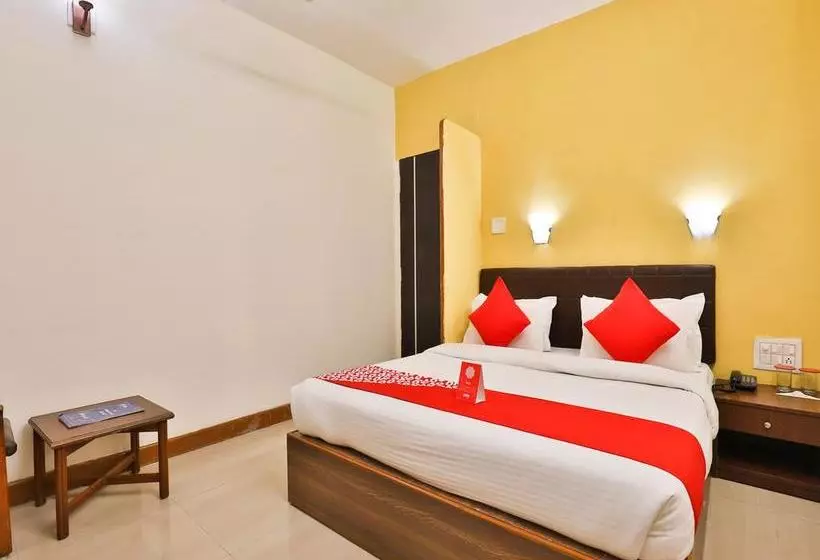 Oyo 13668 Hotel Utsav