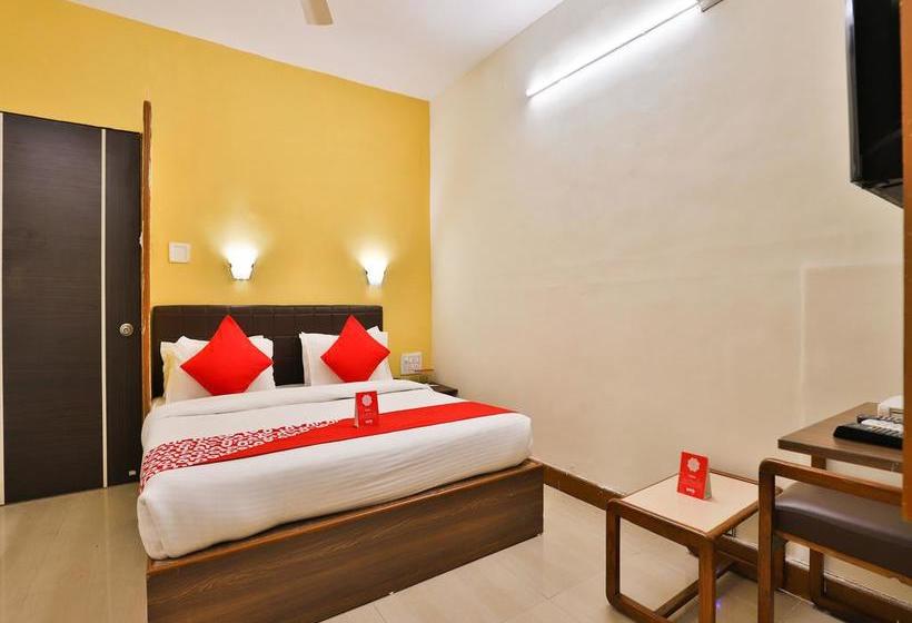 Oyo 13668 Hotel Utsav