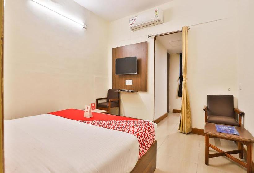 Oyo 13668 Hotel Utsav