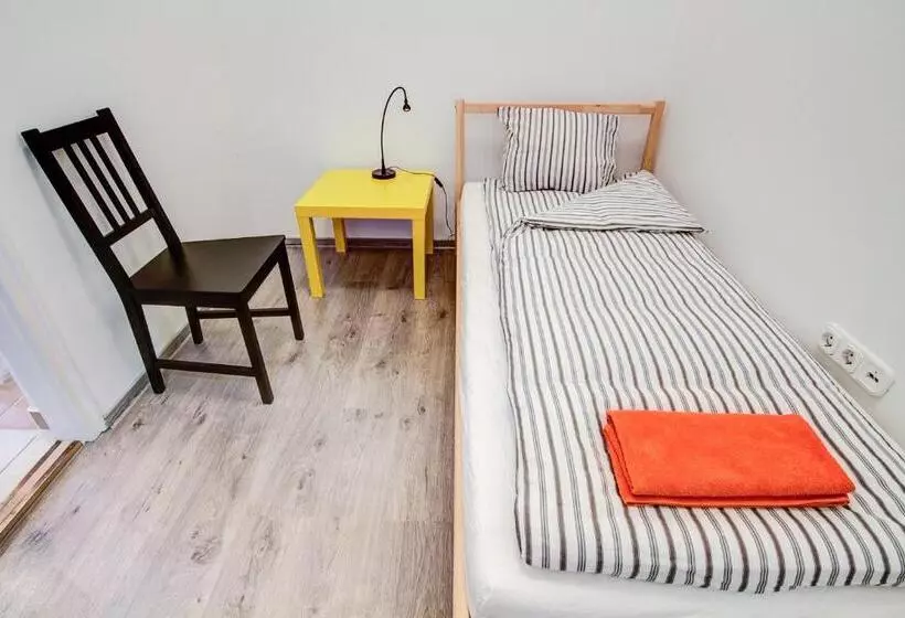 Pal's Mini Hostel