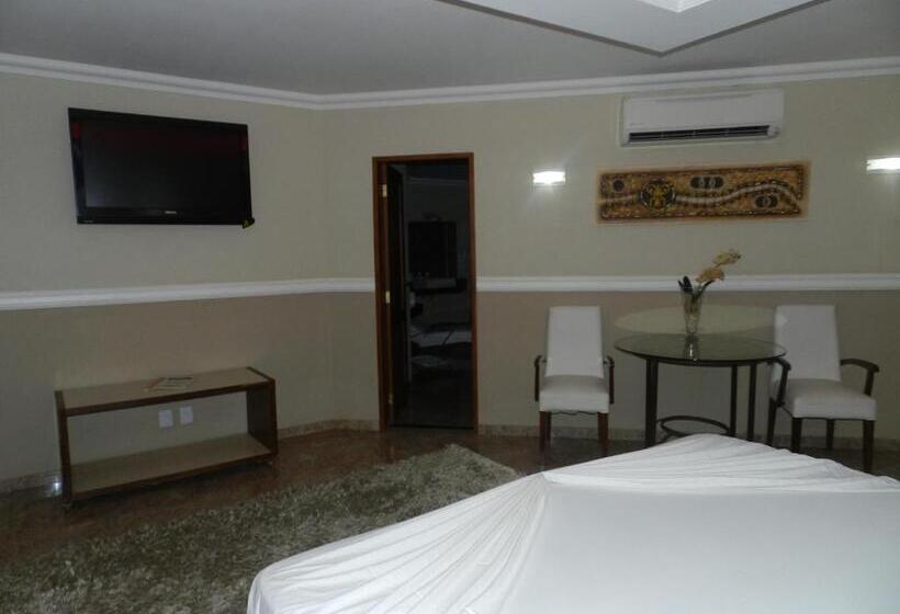 ホテル Paradise Inn