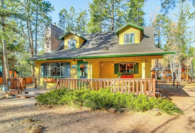 Secluded Cabin W/ Furnished Deck In Scenic Pinetop