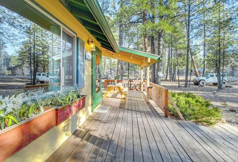 Secluded Cabin W/ Furnished Deck In Scenic Pinetop