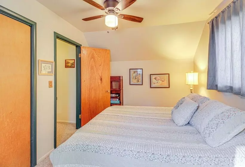 Secluded Cabin W/ Furnished Deck In Scenic Pinetop