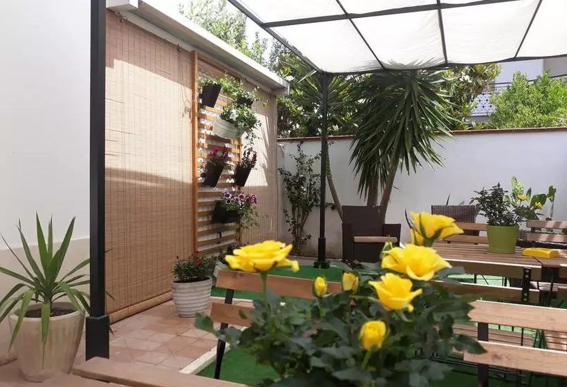 Aamiaismajoitus (B&B) Villa Elena