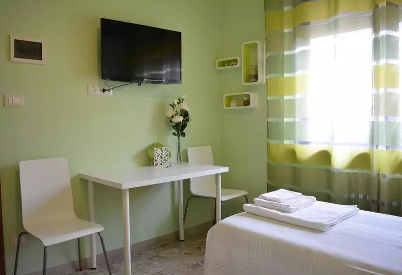 Aamiaismajoitus (B&B) Villa Elena