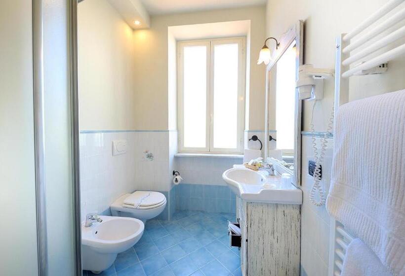 فندق Albergo Giuan Arma Di Taggia