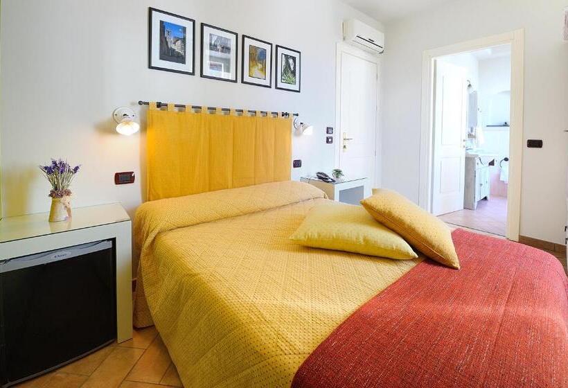 فندق Albergo Giuan Arma Di Taggia