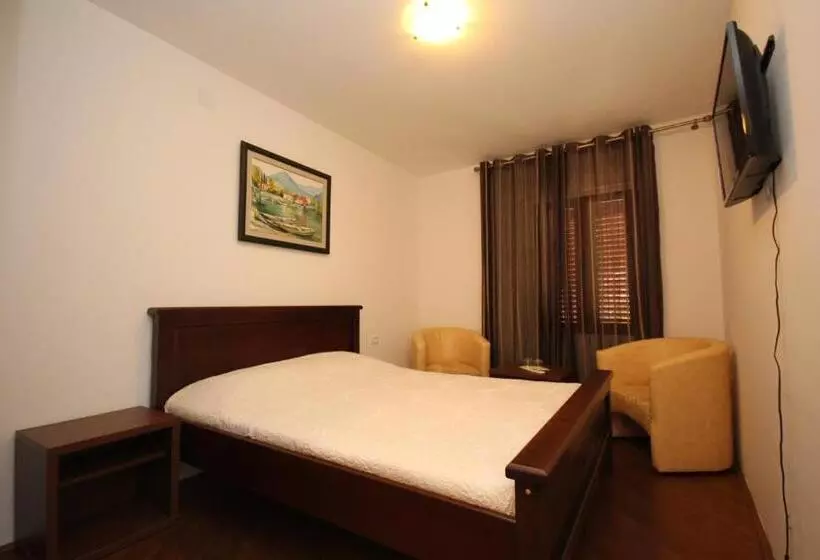 هتل Apartment Biba