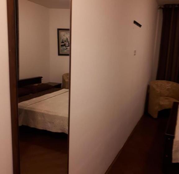 هتل Apartment Biba