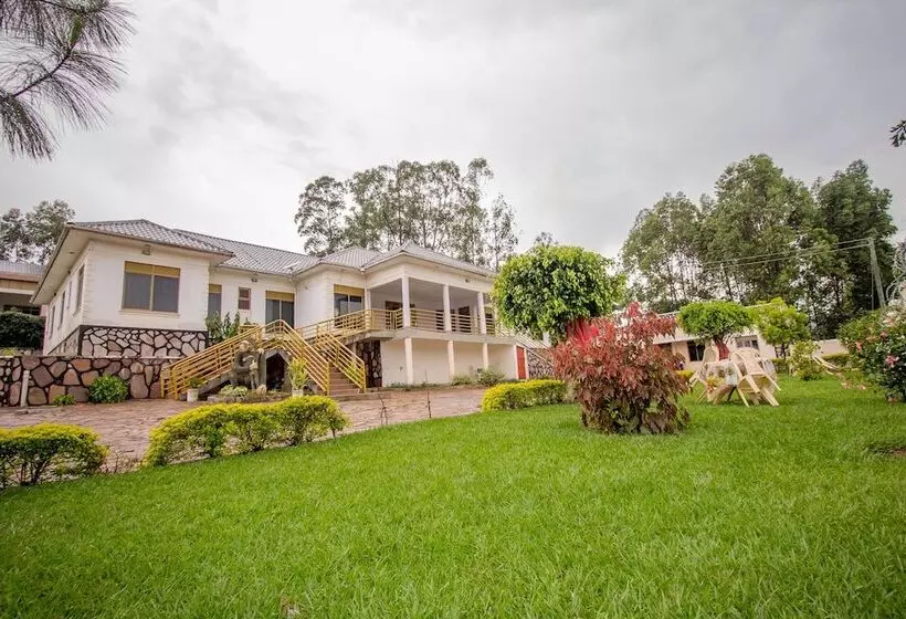 هتل Ntungamo Resort