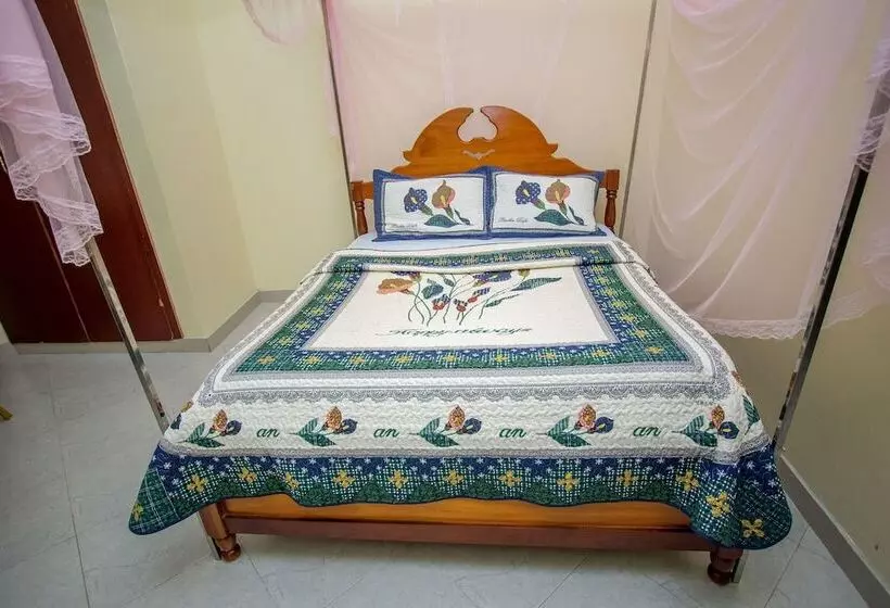 هتل Ntungamo Resort