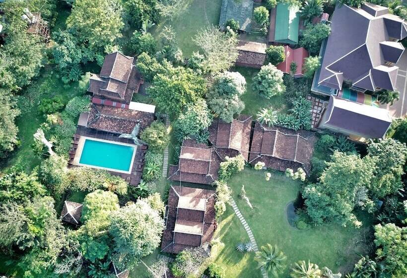 酒店 Terres Rouges Lodge