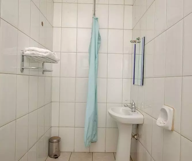 هتل Town Lodge Tororo