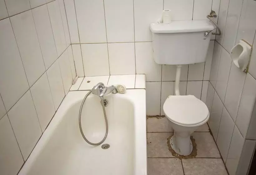 هتل Town Lodge Tororo