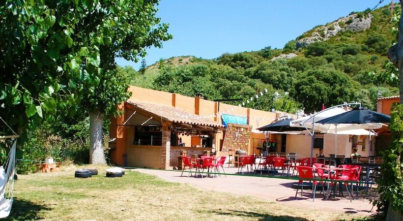 Tantaka Albergue Los Meleses