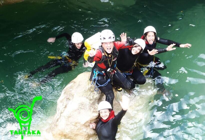 Tantaka Albergue Los Meleses