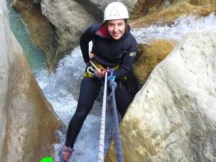 Tantaka Albergue Los Meleses