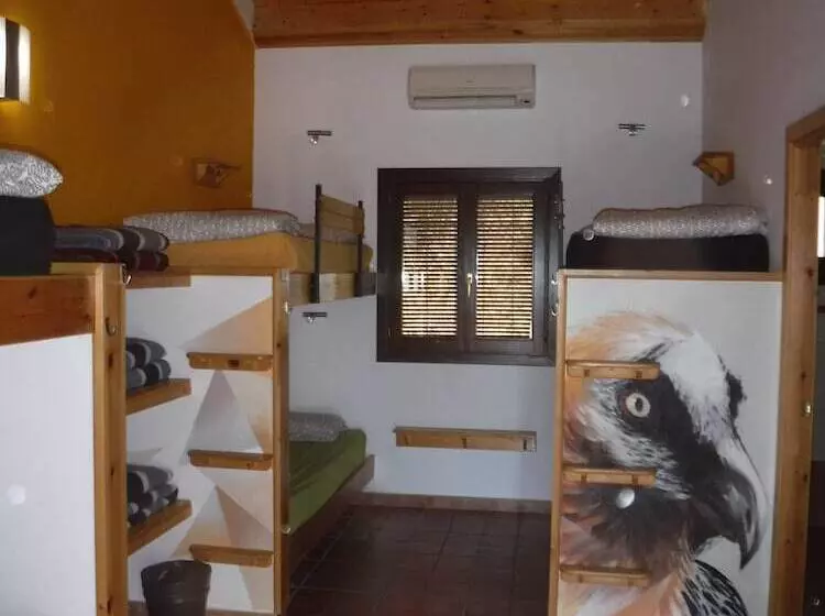 Tantaka   Albergue Los Meleses