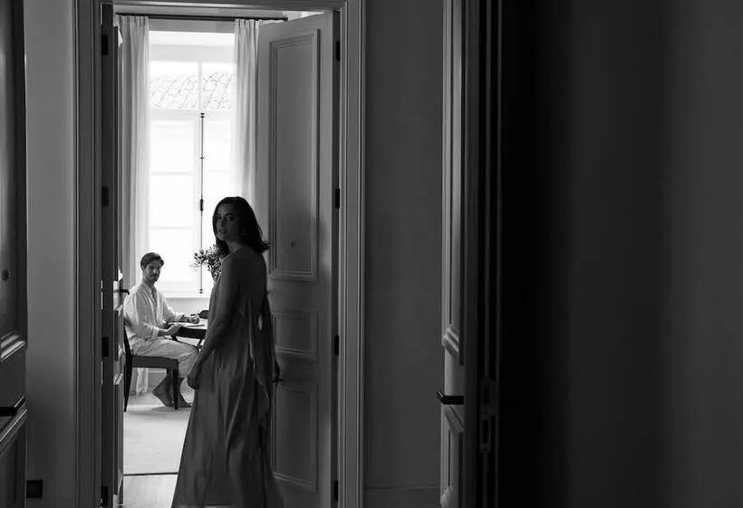 هتل Amyth Of Nicosia