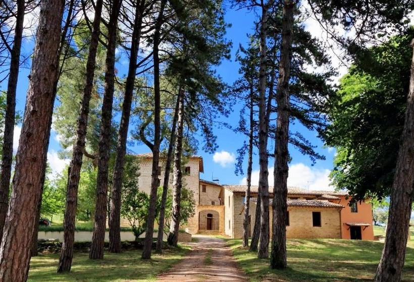 Отель Borgo Dei Pini