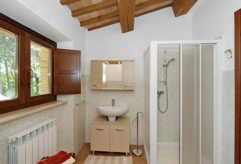 Hotelli Borgo Dei Pini