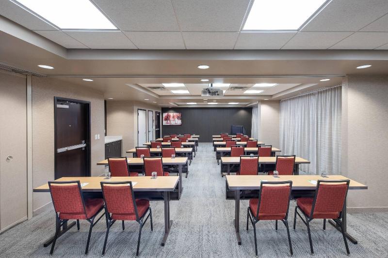 בית מלון כפרי Courtyard By Marriott Baton Rouge Downtown
