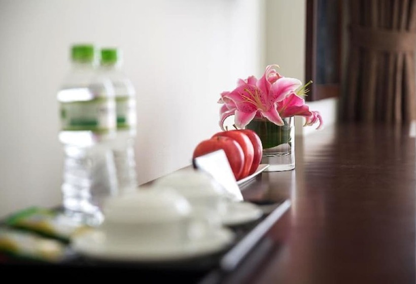 هتل Dream Central