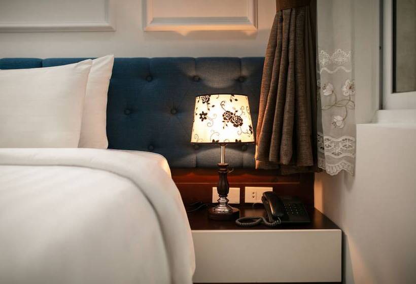 هتل Dream Central