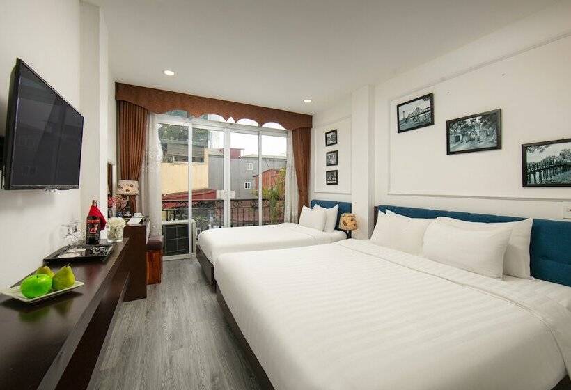 هتل Dream Central