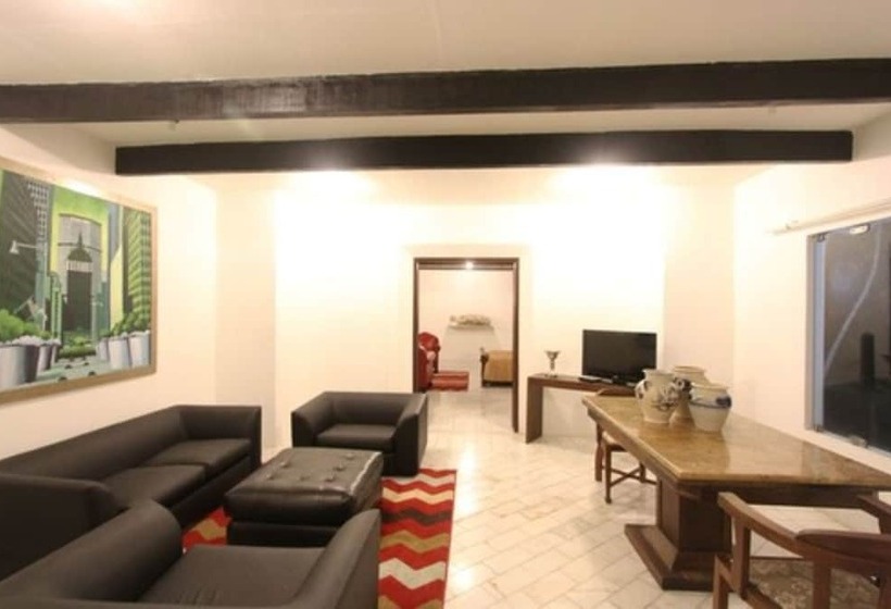 ホテル Highlander