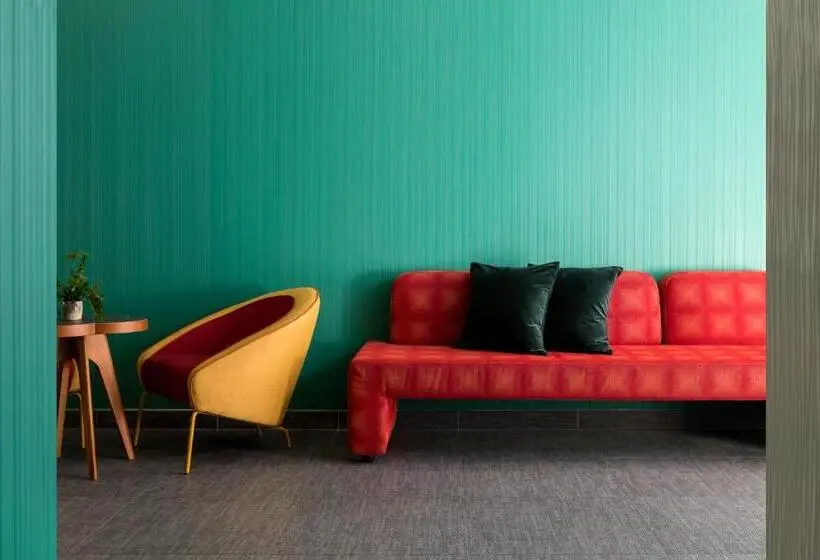 هتل Rainbow