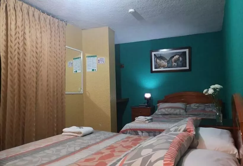 ホテル Rincon De La Alameda