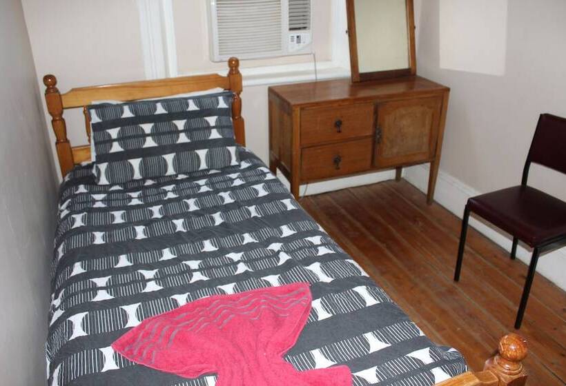 فندق على الطريق Royal Exchange