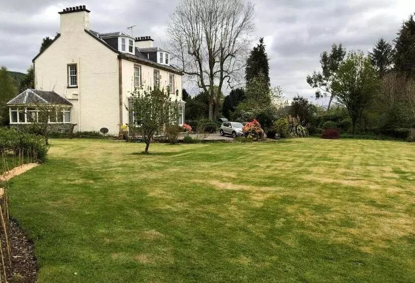 پانسیون Easter Garth Guest House