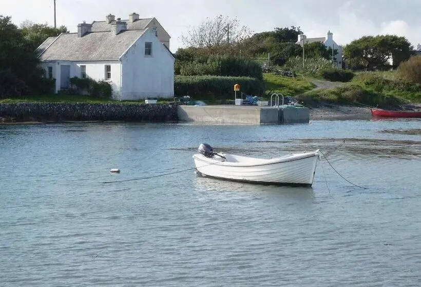 Old Barn Cottage Heir Island By Trident Holiday Homes