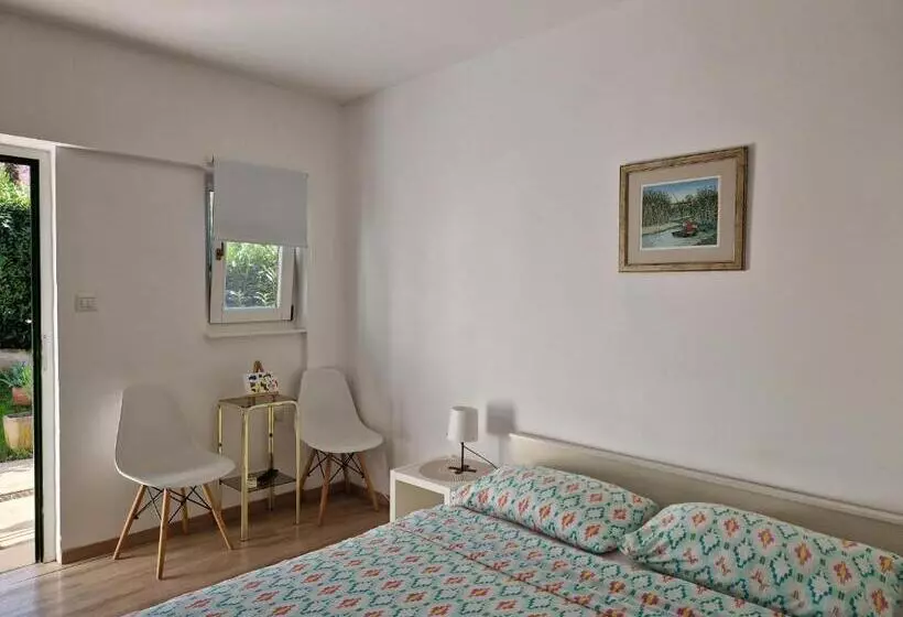 تختخواب و صبحانه Rooms Lav