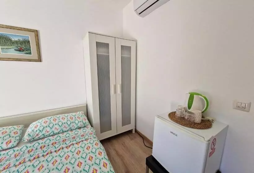 تختخواب و صبحانه Rooms Lav