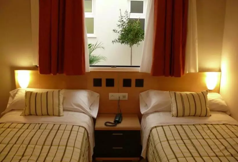 Hostal Albero by eme hoteles
